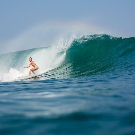 Cabana Surf And Stay Krui Dış mekan fotoğraf